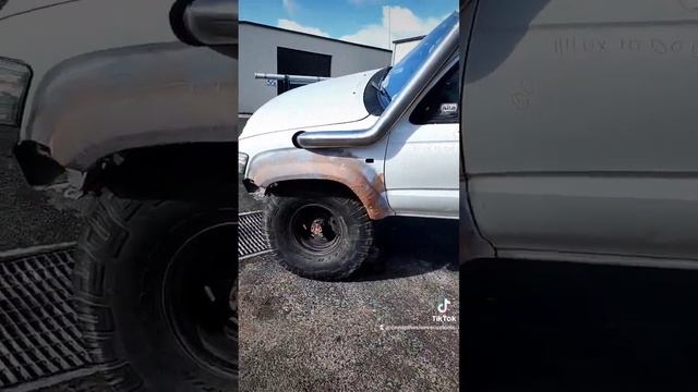 Sas'd Toyota  Hilux on 37's