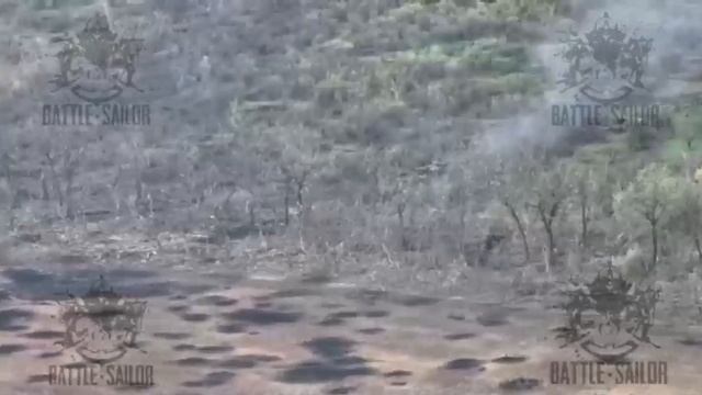ощный танковый бой танкистов морской пехоты Тихоокеанского флота против всу..MP4