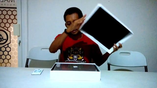 Unboxing MacBook Air 13" (A1466)