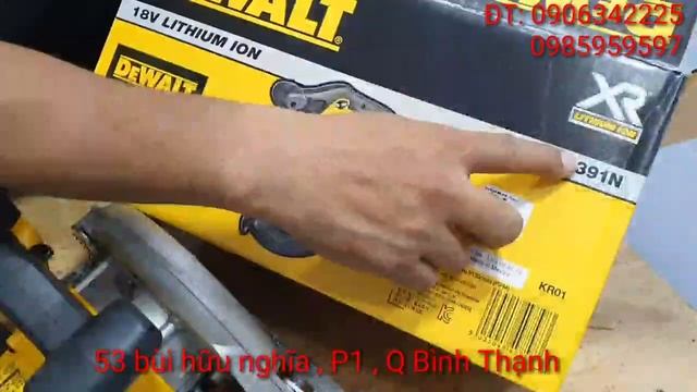 ? Cưa gỗ pin DEWALT DCS391  khoan pin bê tông DEWALT DCH133 giá khuyến mãi|Máy Xây Dựng Hồng Nhiên
