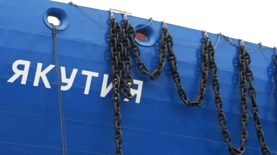 Проверка на прочность: ледокол «Якутия» проходит швартовные испытания