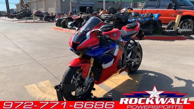 2021 Honda CBR1000RR R Fireblade SP