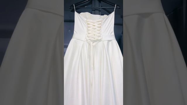 Прокат нового свадебного платья Ariamo в Москве по цене 7.700 руб. до 14 дней