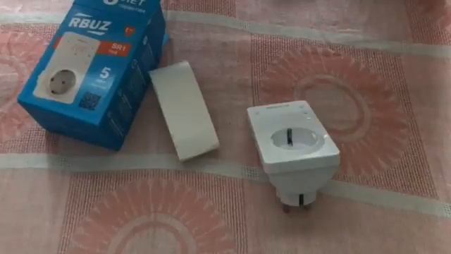 Реле напряжения RBUZ SR1 с сенсорным экраном