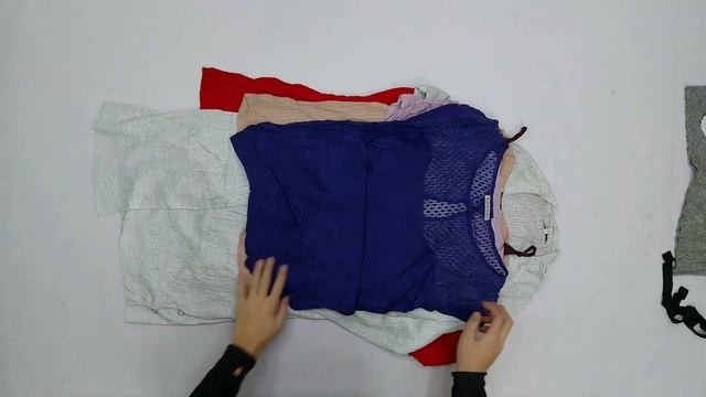 27245 Свитера легкие женские LSW 1/2 (extra) 2 пак 22.25кг 5.95€/кг 116шт