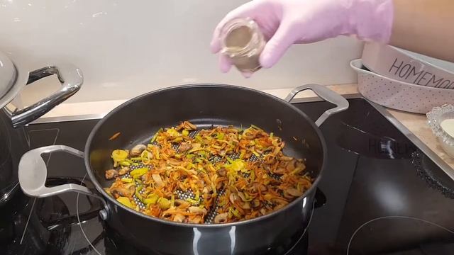 Pilzsuppe mit Schmelzkäse (Rezept unten in der Infobox)