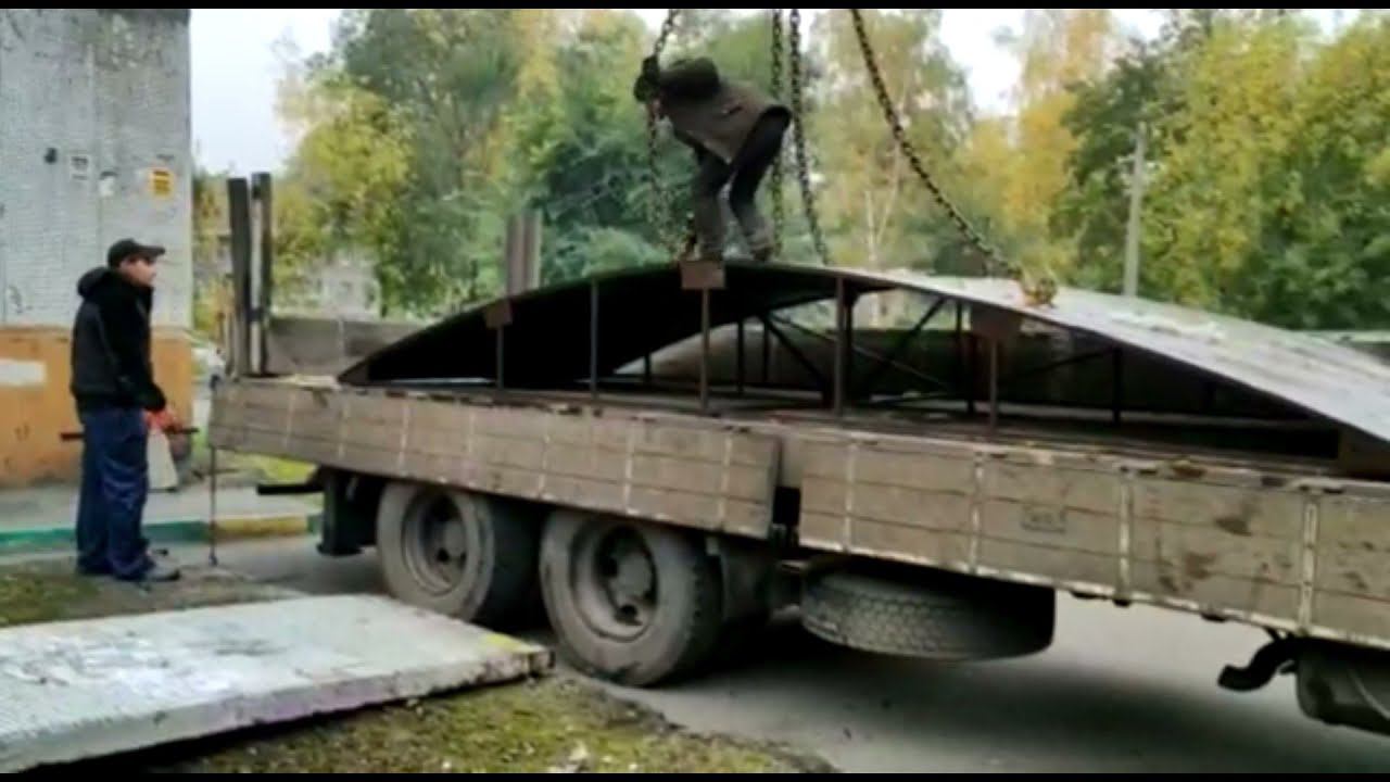 Демонтаж и монтаж предподъездного козырька. Опять.