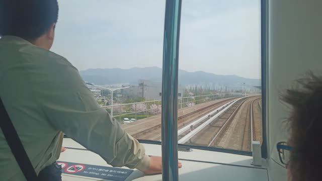Корея. Пусан. Беспилотный поезд