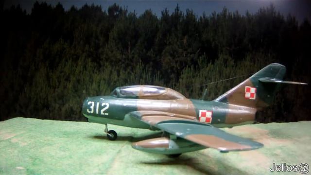 Jelios mig 15 uti fagot show ( fr , eng )