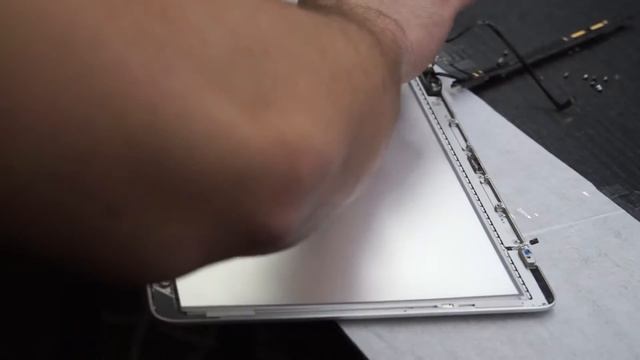 "Macbook Pro Retina screen repair - LCD ONLY for A1502 models." date:12-25-14
