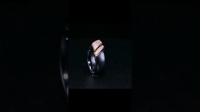 Стильный набор сережек с кольцом