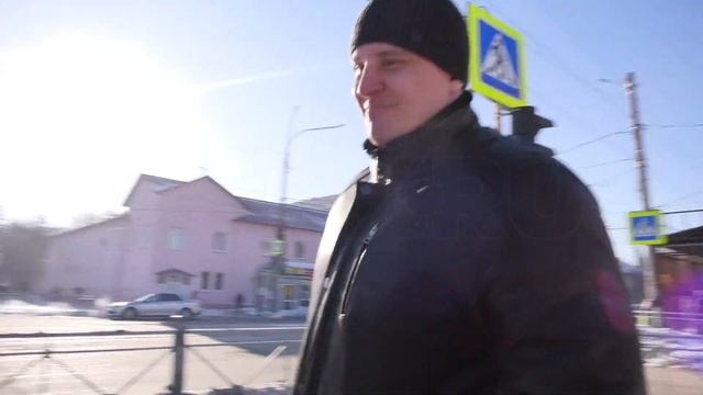 Орчане обнимались в центре города на камеру 1