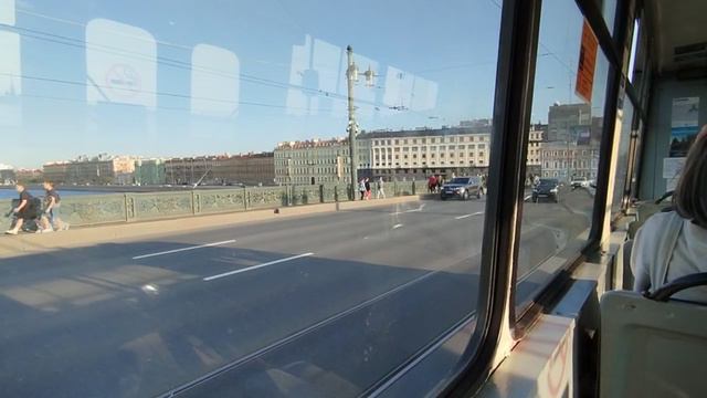 По Литейному мосту на трамвае. 18.08.24.