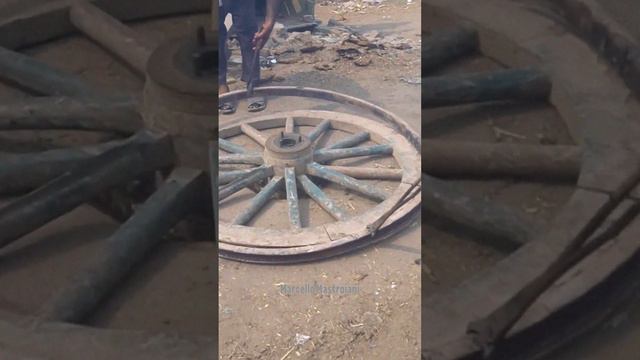 Изготовление деревянных колес для конной повозки