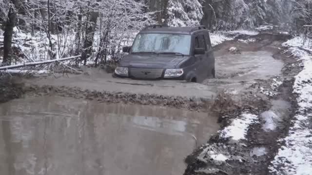 На УАЗах в Ленобласти от оз. Пасторское к оз. Лампиярви. 2014 год. Учимся ездить вне дорог.