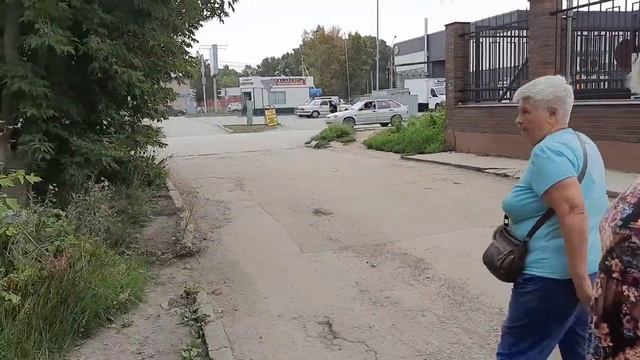 Троллейная 152 Надоело так жить.mp4