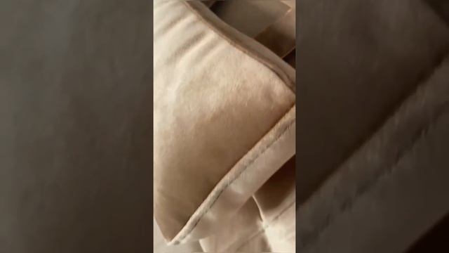 Видео обзор кресла качалки с откидной ножкой