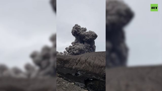 Пепловый выброс вулкана Эбеко на острове Парамушир — видео