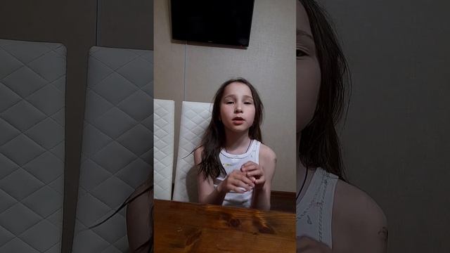 С мамой на кухне, перед сном общались...