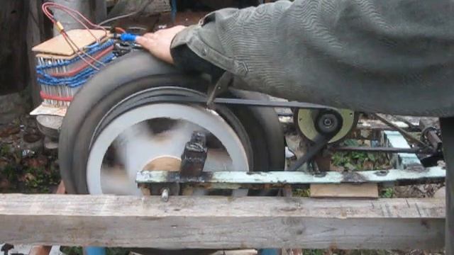 Зубчатые шкивы для ременного  электроскутера своими руками -  Diy 122t 8m pulleyЗубчатые шкивы для р