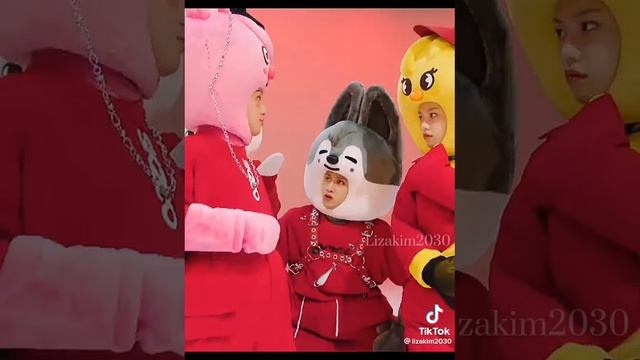STRAY KIDS SKZSTRAYKIDS