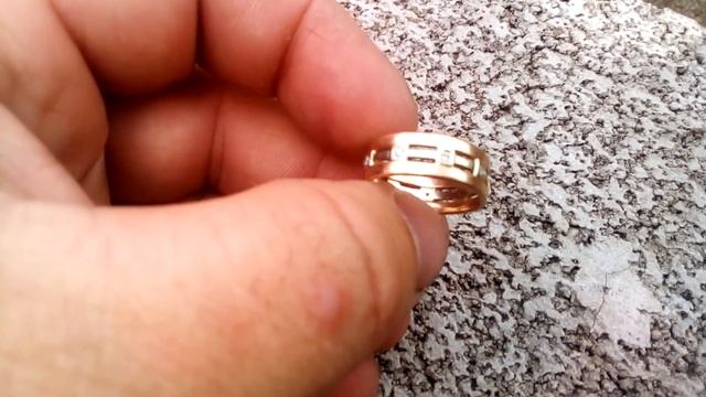 Обручальное кольцо с 9 бриллиантами