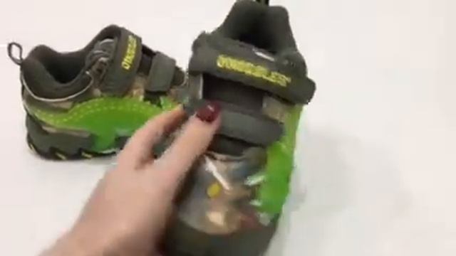 Светящиеся 3D кроссовки «Dinosoles» TRICERATOPS green