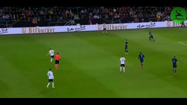 Serge Aurier vs Kyle Walker • 2017 • Tottenham vs Manchester City • Battle of the Rivals