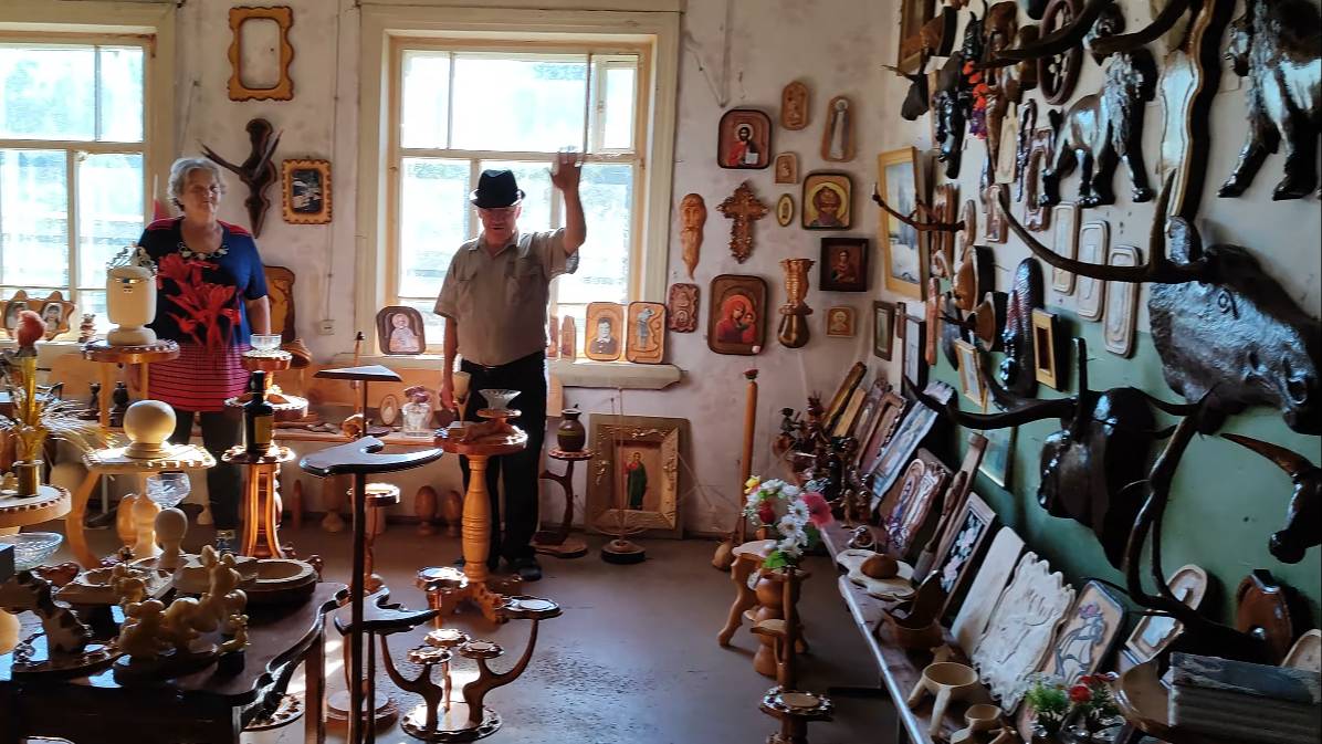 У деда в музее.