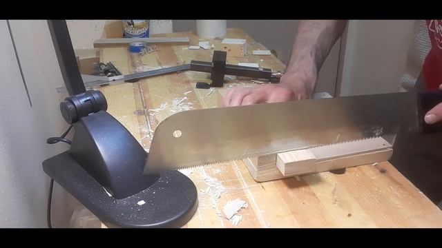 Делаю классическое столярное соединение шип в гнездо ручным инструментом