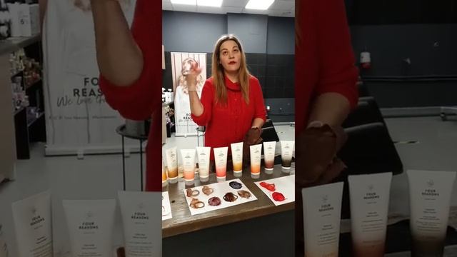 Skaistuma Bāra Four Reasons Color Masku apskats