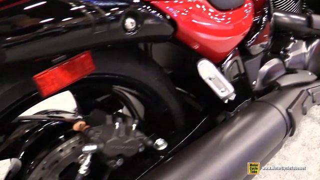 2019 Suzuki Boulevard M109R Boss - Walkaround - 2018 AIMExpo Las Vegas