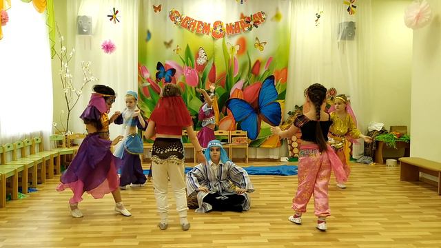 Танец восточных красавиц. Подготовительная группа детского сада