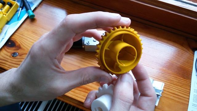 Приводное колесо гусеничного трактора напечатанное на 3D принтере