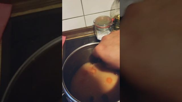 БОБ ЯХНИЯ