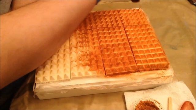 Making Lemon, Ginger, And Rosemary Soap With Dry Brushed Mica