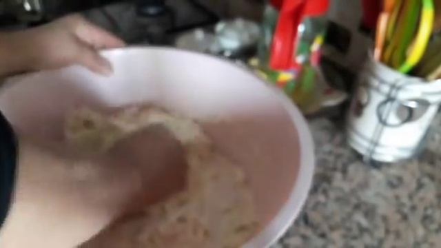 Anne Usulü Iftar Menüsü (Kırmızı Mercimek Çorbası, Ispanaklı, Patatesli, Kapalı Pideler,Kayısı komp