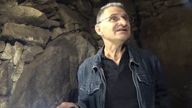 ? INCREIBLE ?  Encuentro ALGO MÁGICO en una TUMBA de 7000 años en CARNAC - PSICOFONIAS RADIESTESIA