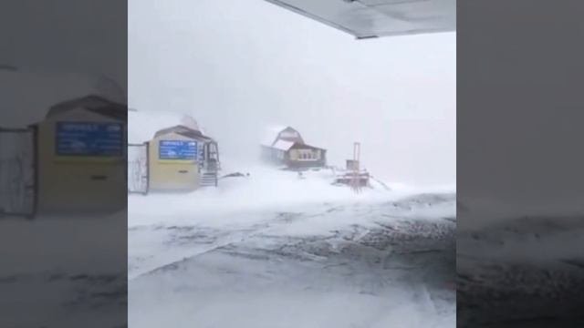 ДОМБАЙ НА ГОРНОЛЫЖНЫХ КУРОРТАХ КАРАЧАЕВО-ЧЕРКЕСИИ ВЫПАЛ СНЕГ
