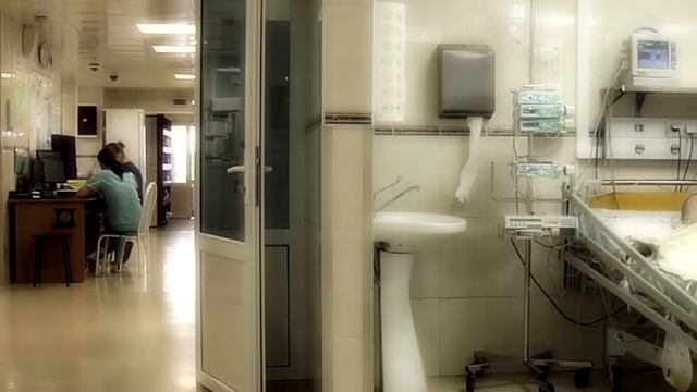 ДЕТИ ВЫПАДАЮТ ИЗ ОКНА