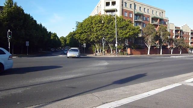 Panasonic Lumix DMC-SZ5: Sydney Park Rd and Mitchell Rd