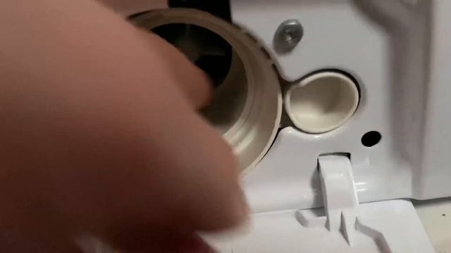 Hoover H Wash 300 H3W69TME || How to clean the lint filter on a hoover/candy washing machine