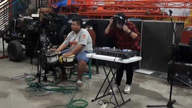 Sound batik (AUDIO 24) vs miss Dessy kolabo Cobex comunity(2)