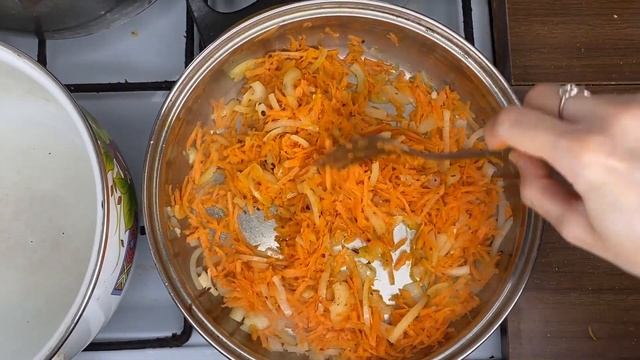 Чахохбили из куриных бедер на сковороде - очень вкусное куриные бедра, готовлю каждый день