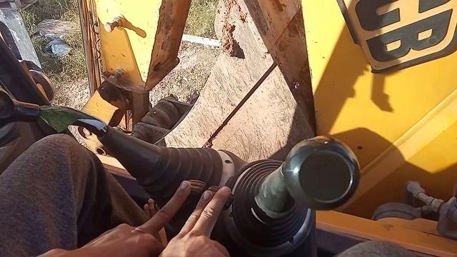 JCB 4CX Обзор