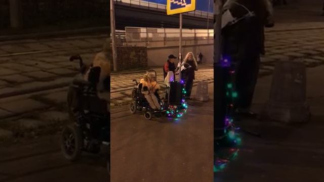 РОЗОВЫЕ РОЗЫ - СВЕТКЕ СОКОЛОВОЙ...