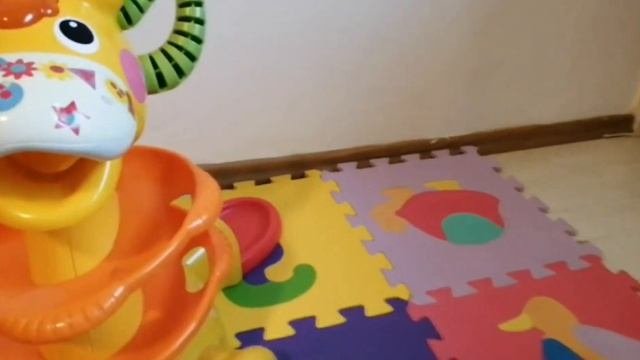 Жирафик голоден! Развивающая игрушка для малышей. Обзор