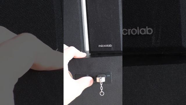 Как подключить USB флешку к колонке и слушать музыку