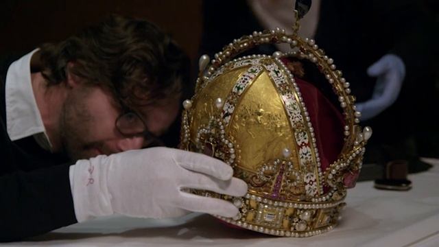 ИНТЕРВЬЮ НА 24_DOC: ИРИНА АНТОНОВА О ФИЛЬМЕ "ВЕЛИКИЙ МУЗЕЙ"