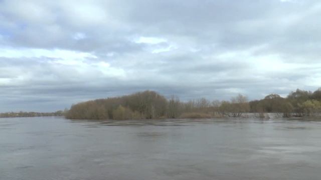 Разлив Оки в Рязани, вид с реки (2021)